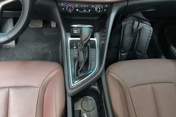 Used Buick GL6 2019 18T 6-Seater Connected Luxury Version China VI Standard
