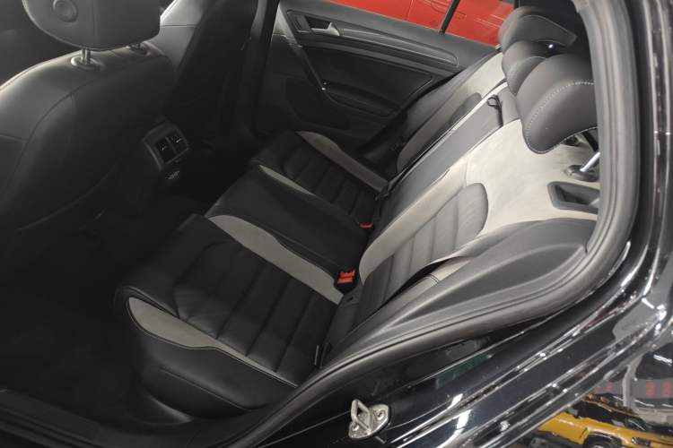 Used Volkswagen Golf 2019 280TSI DSG R-Line China VI Standard
