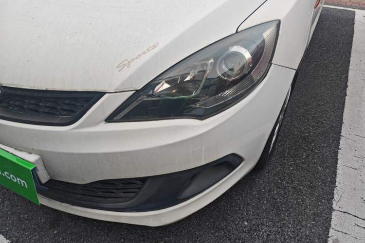 Used Chery Fengyun 2 2013 Hatchback 1.5L AMT Ruìyì Edition