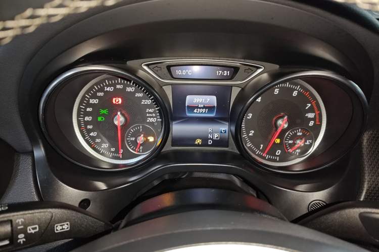 Used Mercedes-Benz GLA 2017 GLA 200 Fashion Model
