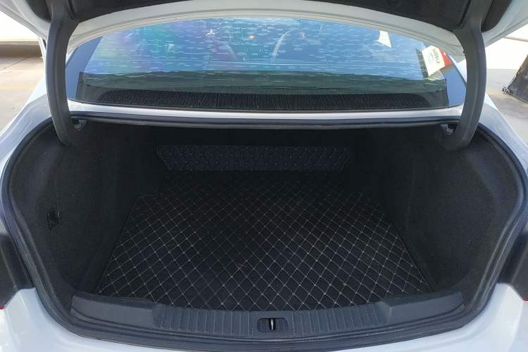 Used Buick Verano 2017 Sedan 20T Dual-Clutch Leading Model
