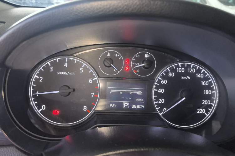 Used Nissan Tiida 2014 1.6L CVT Smart Model