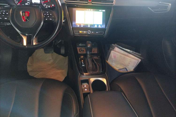 Used Roewe i5 2019 1.5L Automatic 4G Connected Linghao Flagship Edition