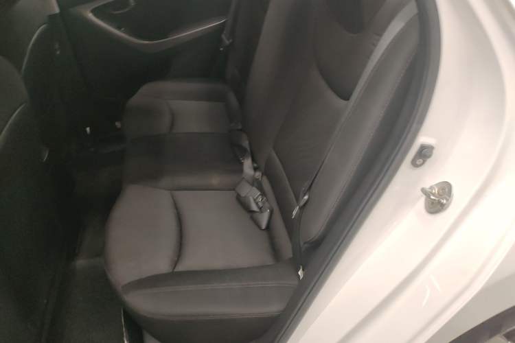 Used Hyundai Elantra 2012 1.6L Automatic Fashion Edition
