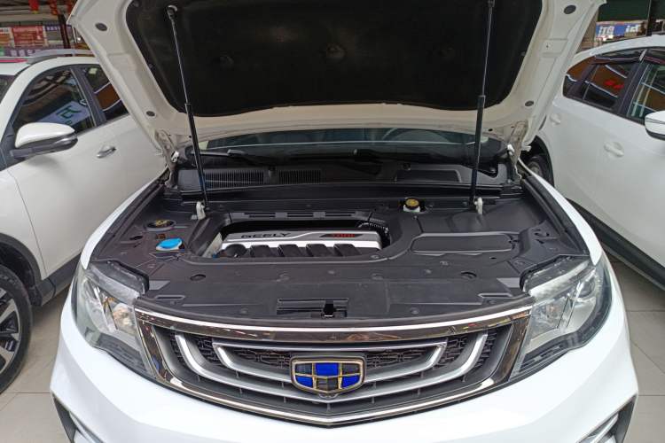 Used Geely Auto Emgrand X7 Sport 2018 1.8TD Automatic Two-Wheel Drive Zhiya Model
