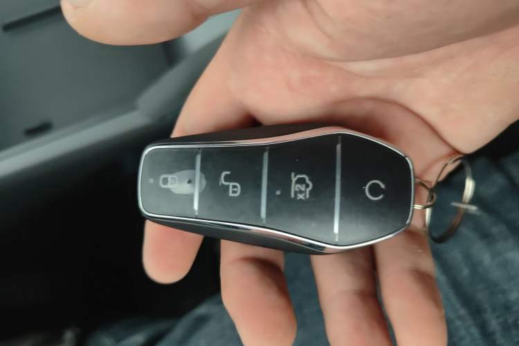 Used BYD Qin L 2025 DM-i Smart Drive 80KM Leading Model
