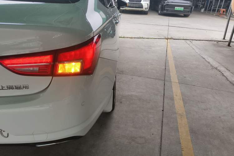 Used Buick Verano 2015 Sedan 20T Dual-Clutch Leading Model
