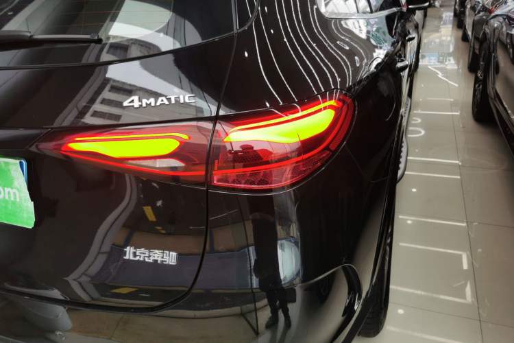 Used Mercedes-Benz GLC 2023 Refreshed GLC 300 L 4MATIC Dynamic Edition 5 Seats
