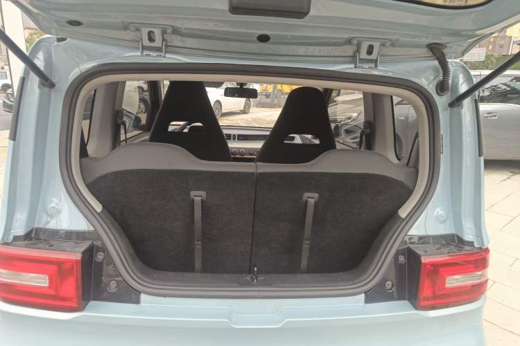 Used Wuling Hongguang MINIEV 2021 Macaron Fashion Model Lithium Iron Phosphate