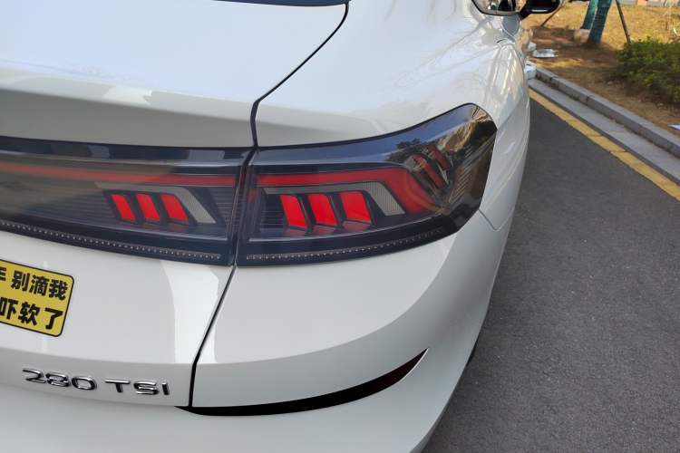 Used Volkswagen Lamando 2024 Lavida L 280TSI DSG Spicy Edition