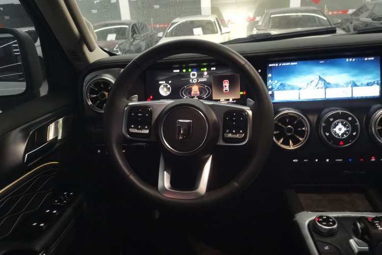 Used Tank 300 2023 2.0T Iron Rider 02
