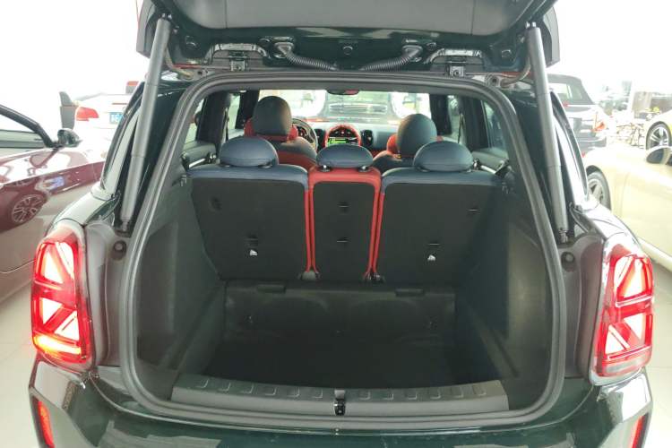 Used  JCM COUNTRYMAN 2021 2.0T JOHN COOPER WORKS ALL-IN
