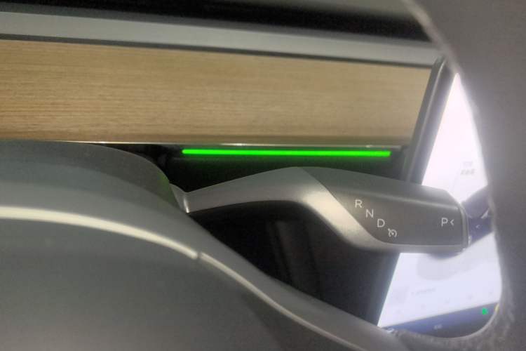 Used Tesla Model Y 2023 Long-Range All-Wheel-Drive Version
