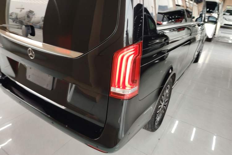 Used Mercedes-Benz V-Class 2018 V 260 L Prestige Extended Version China VI