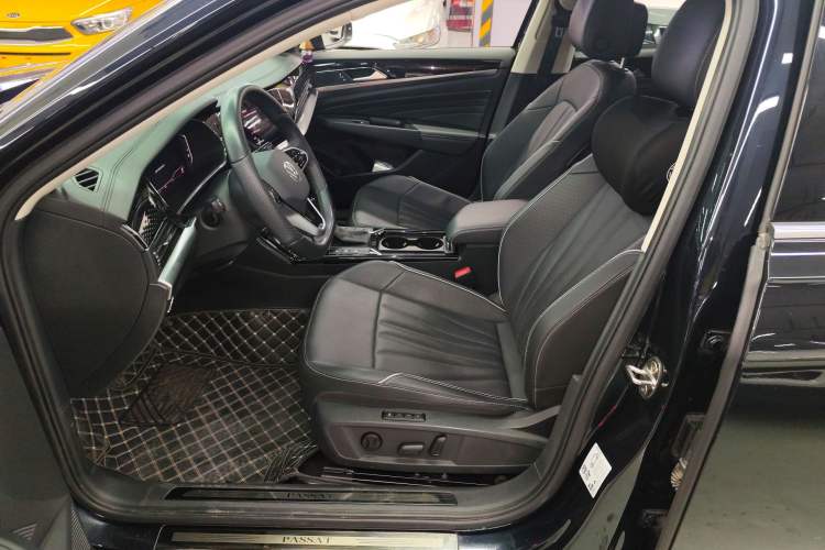 Used Volkswagen Passat 2024 330TSI Starry Elite Edition
