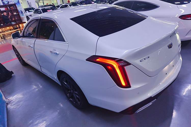 Used Cadillac CT4 2023 28T Luxury Version
