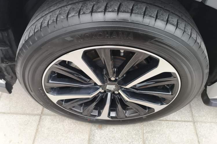 Used Toyota Crown Land Cruiser 2023 2.5L HEV Four-Wheel Drive Luxury Edition