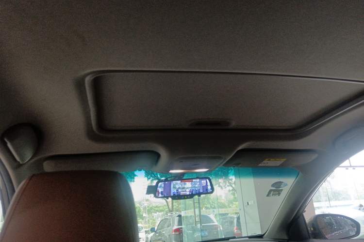 Used Buick GT 2019 18T Automatic Connected Flagship Version China V Standard
