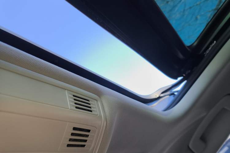 Used Volkswagen Magotan 2018 Facelift 330TSI DSG Luxury Model