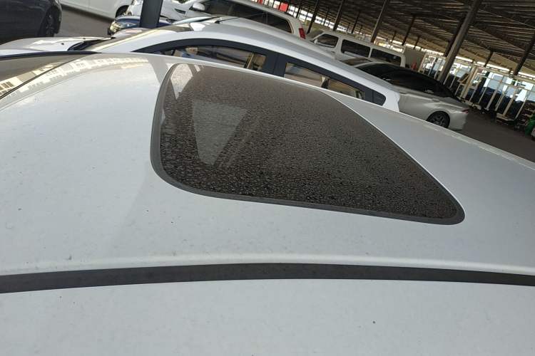 Used Honda Fit 2018 1.5L CVT Comfort Sunroof Version
