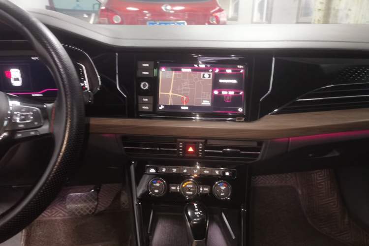 Used Volkswagen Passat 2019 330TSI Luxury Edition China VI Standard
