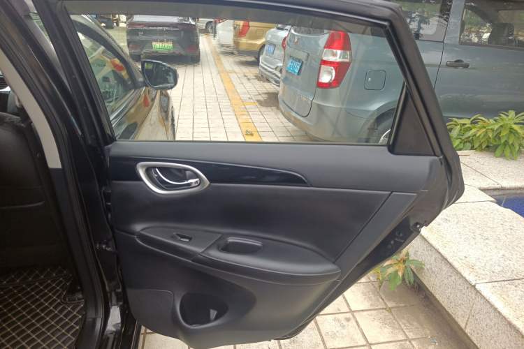 Used Nissan Sylphy 2019 1.6XV CVT Smart Connect Luxury Edition China VI Standard