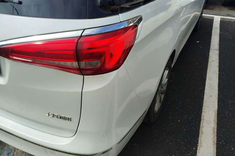 Used Buick GL8 2018 ES 28T Comfort Model China VI Standard
