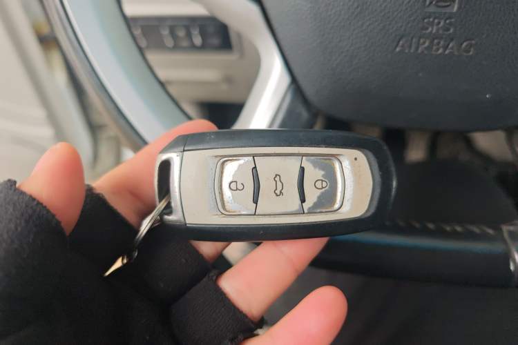 Used Geely Auto Emgrand 2015 Sedan 1.5L Manual - Top Trim Level