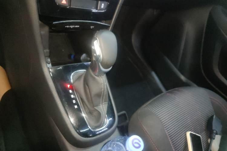 Used Buick Encore 2018 18T Automatic Two-Wheel Drive Urban Leading Model
