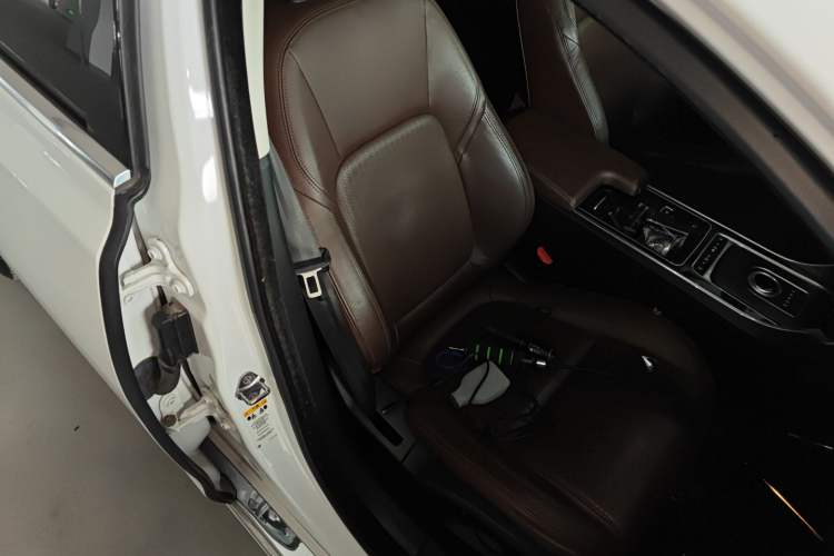 Used Jaguar XFL 2019 XFL 2.0T 250 PS Two-Wheel-Drive Luxury Edition