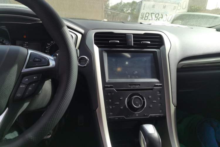 Used Ford Mondeo 2013 2.0L GTDi 200 Fashion Edition
