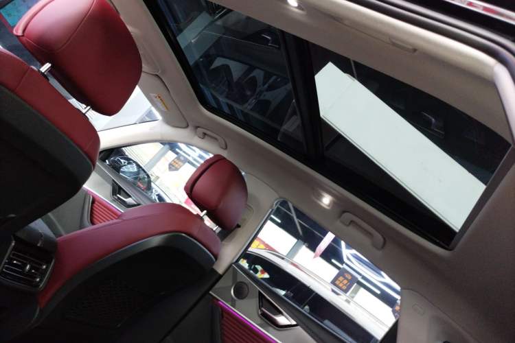 Used Hongqi HS5 2023 2.0T Four-Wheel Drive Flagship Pro Edition
