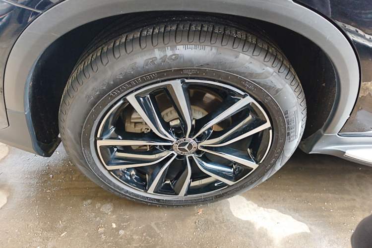 Used Mercedes-Benz GLC 2020 Facelift GLC 300 L 4MATIC Dynamic Edition