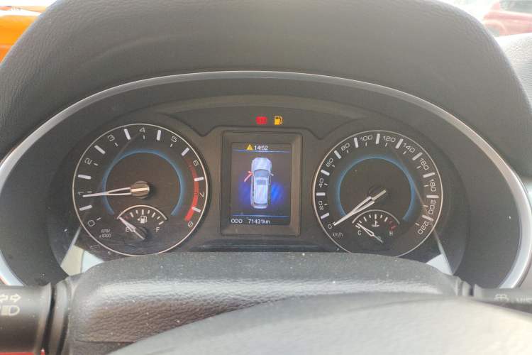 Used Haval H2 2017 Blue Label 1.5T Manual Two-Wheel Drive Luxury Model
