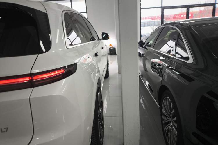 Used Li Auto L7 2025 Ultra Smart Refreshed Edition
