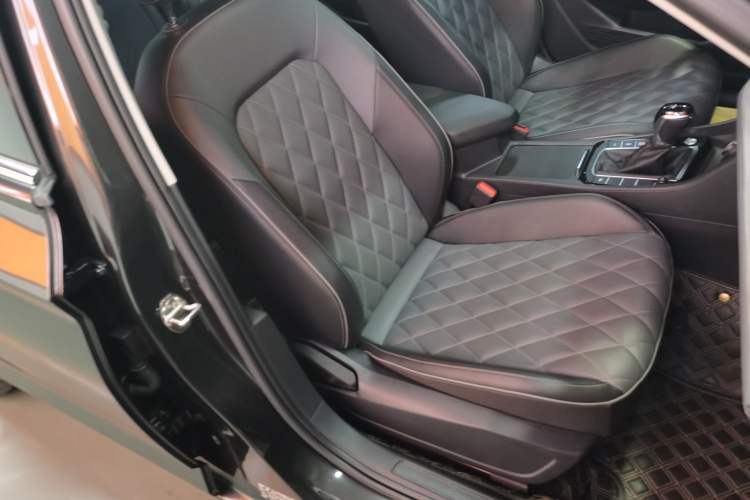 Used Volkswagen Sagitar 2023 300TSI DSG Excellence Edition
