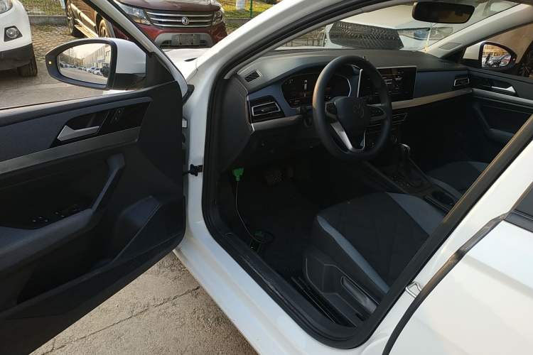 Used Volkswagen Lavida 2023 Revised 1.5L Automatic DeYi Edition
