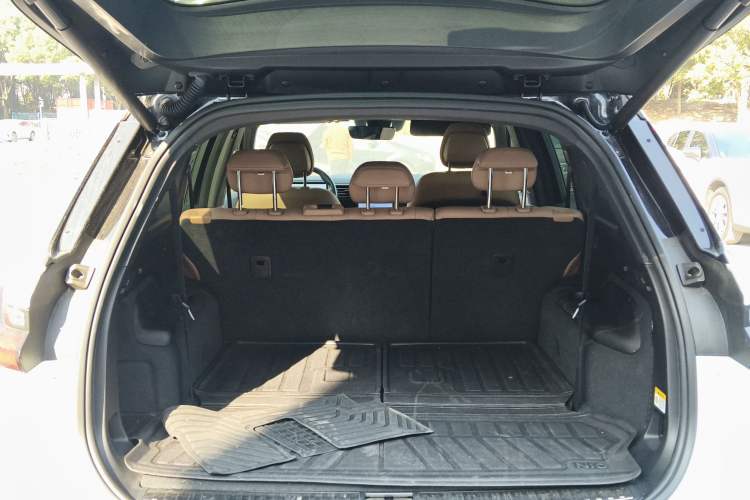 Used Nio ES8 2020 580 km Range 7-Seater Version