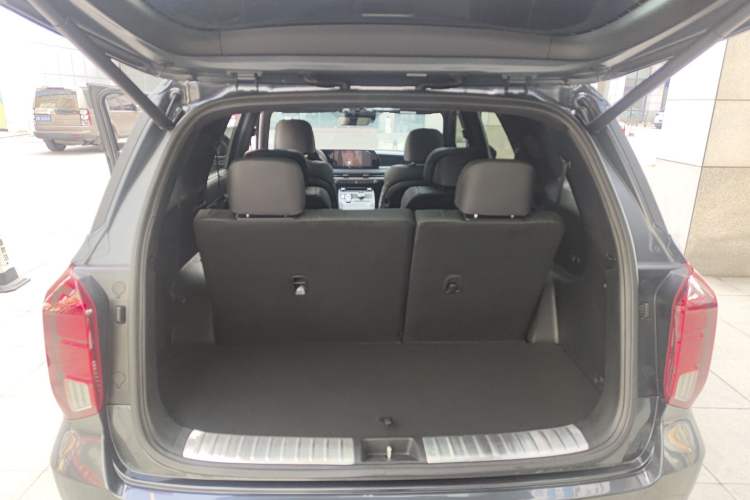 Used Hyundai Palisade 2023 3.5L Automatic All-Wheel Drive Calligraphy
