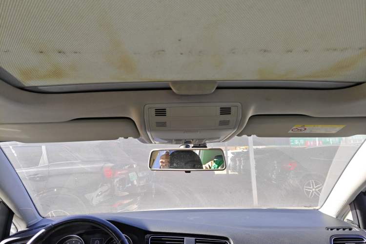 Used Volkswagen Golf 2017 230TSI Automatic Comfort Edition – Celebrating Milestone of One Million Units
