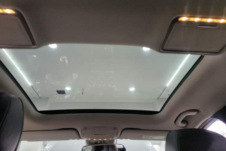 Used Mercedes-Benz C-Class 2015 C 260 L Sport Edition