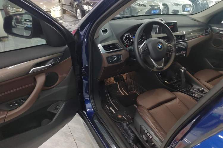 Used BMW X1 2018 sDrive18Li Luxury Model
