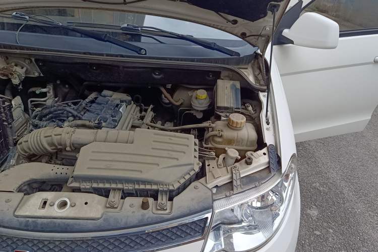 Used Wuling Hongguang 2015 1.5L S1 Standard China V-Emission Standards
