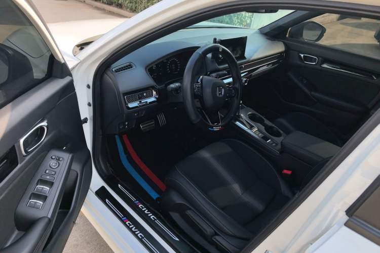 Used Honda Civic 2022 240TURBO CVT Dynamic Edition
