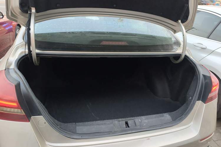 Used Geely Auto Emgrand 2021 UP 1.5L CVT Luxury Model
