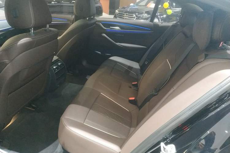 Used BMW 5 Series 2022 Second Facelift 530Li Leading Edition M Sport Package
