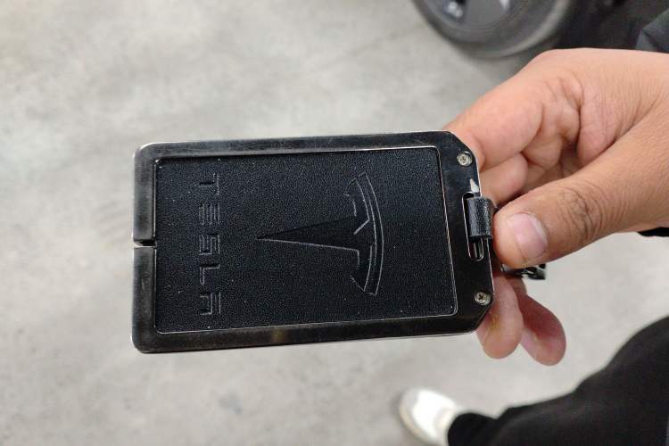 Used Tesla Model Y 2024 Rear-Wheel-Drive Version
