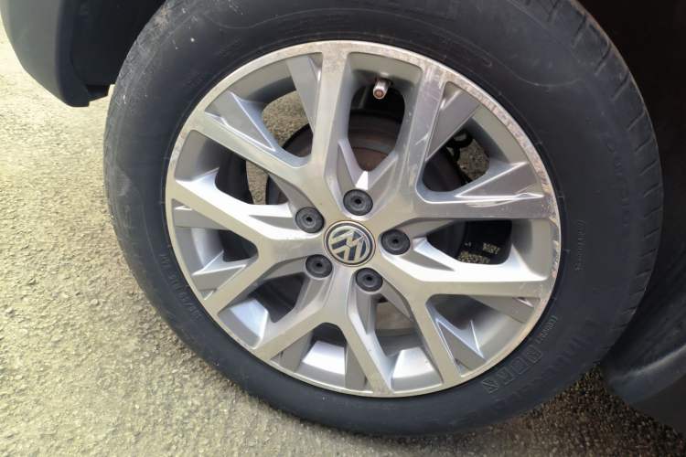 Used Volkswagen Polo 2014 1.6L Cross Polo Automatic
