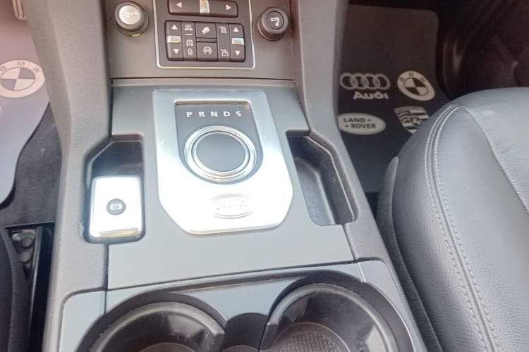 Used Land Rover Discovery 2015 3.0 SC V6 SE
