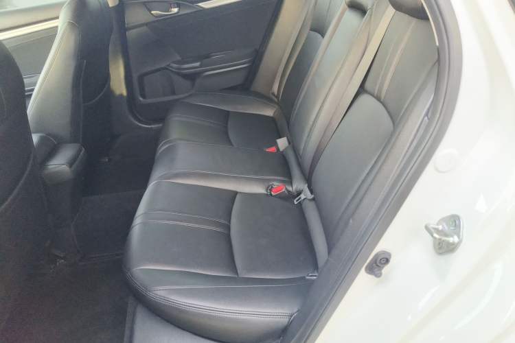 Used Honda Civic 2016 220TURBO CVT Luxury Edition
